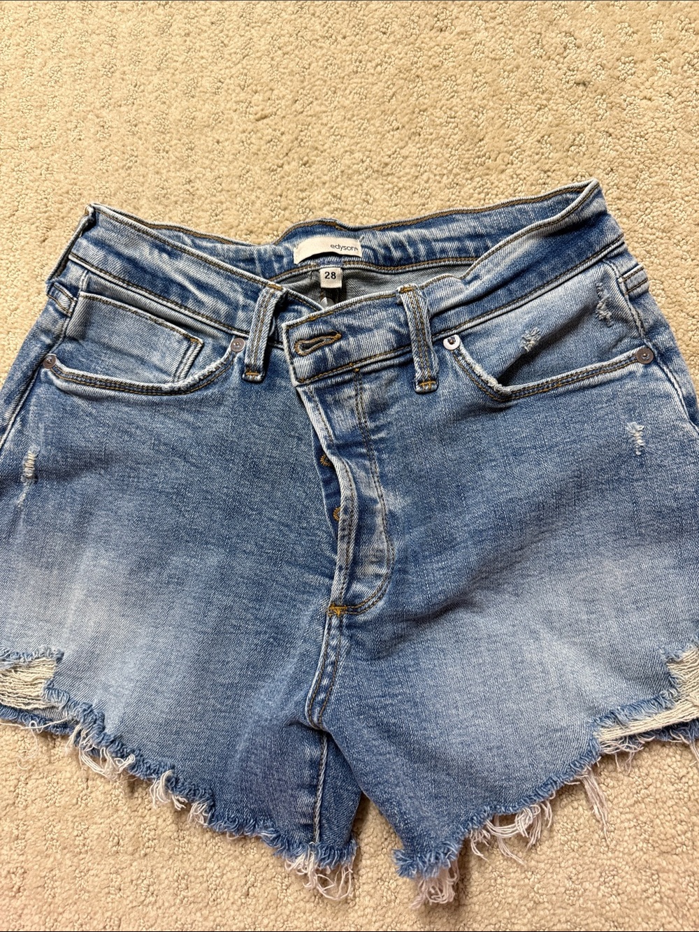 High-Rise Frayed Hem Women’s Denim Shorts in Light Blue